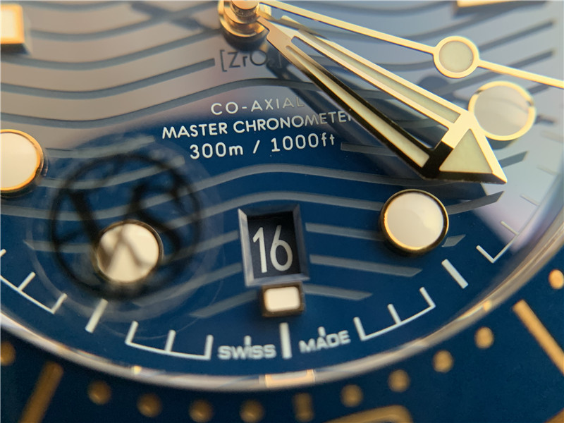 VS厂欧米茄海马300间金蓝盘腕表评测（VS厂海马300间金细节如何）  第6张
